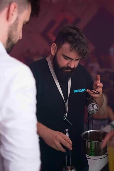 ναργιλέδες εκπαίδευση